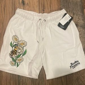 Broken promises sweat shorts